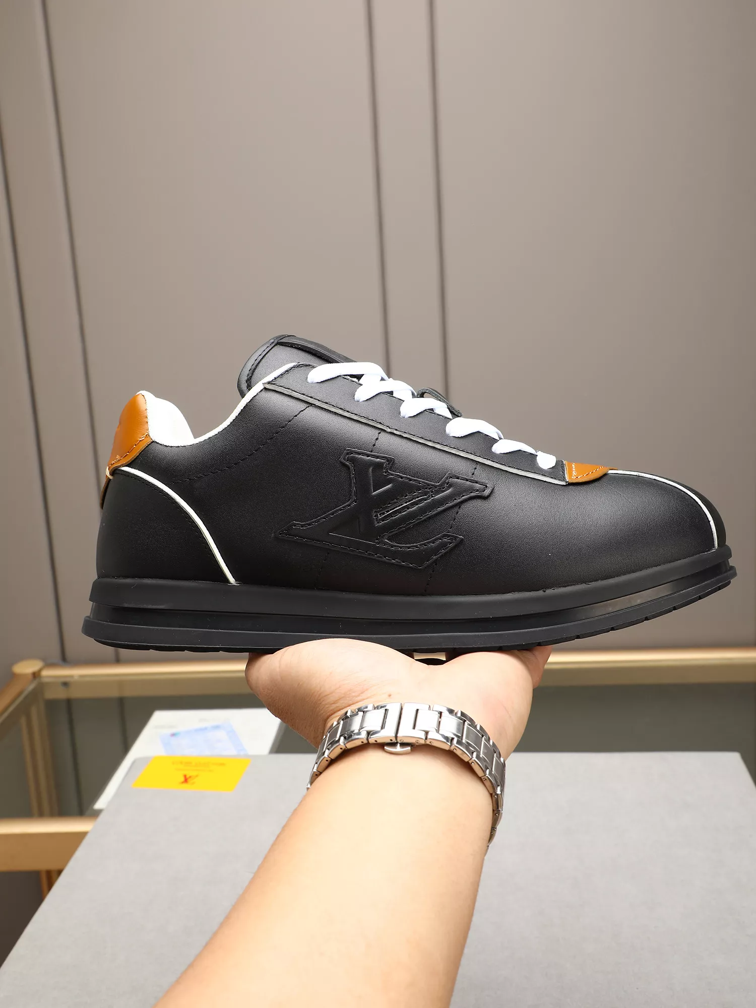 Sleek 8436 Louis Vuitton Casual Shoes For Men