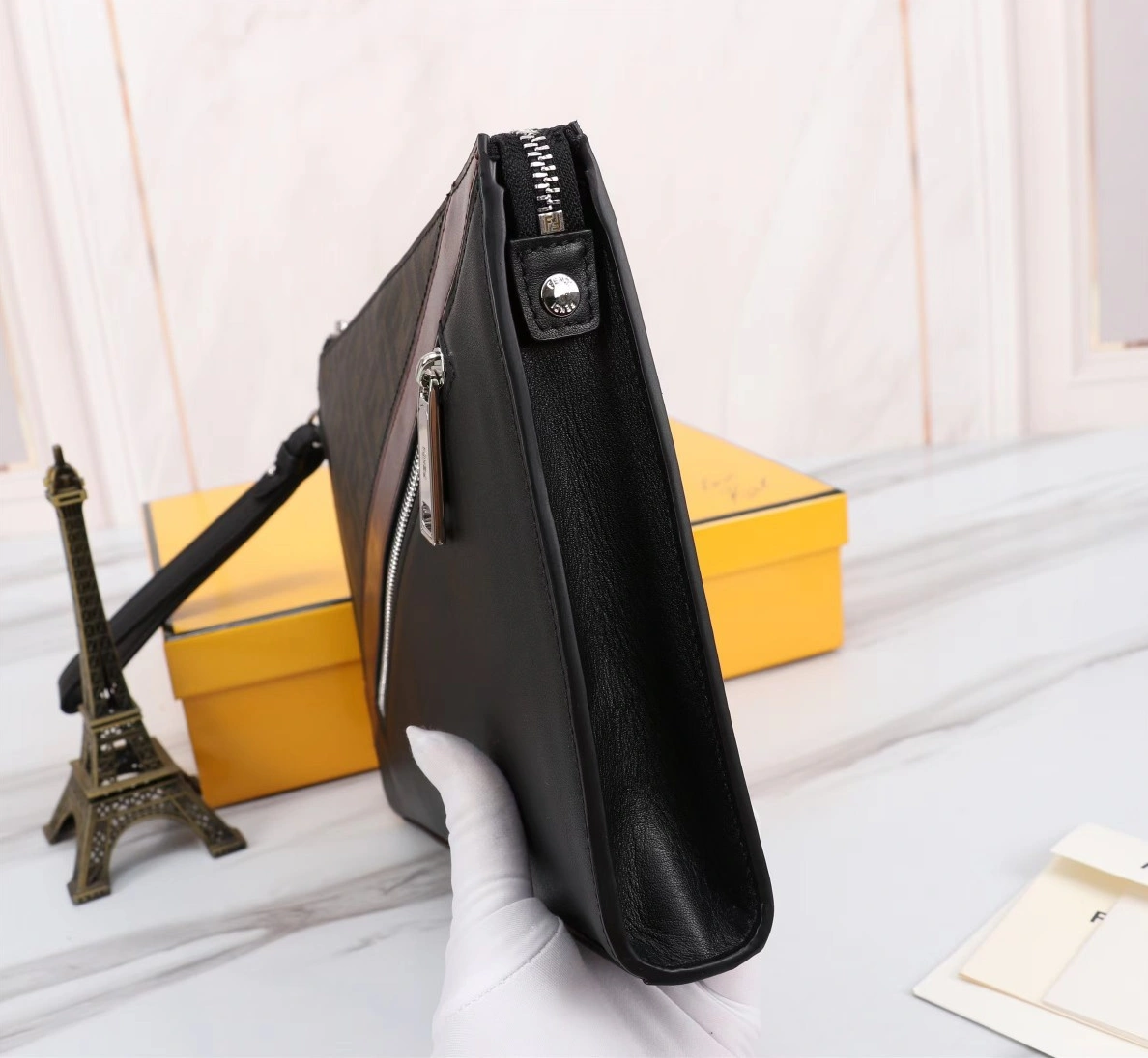 Sleek 8517 Fendi AAA Man Wallets