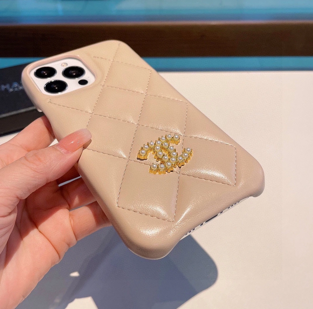 Sleek 8576 Chanel iPhone Case