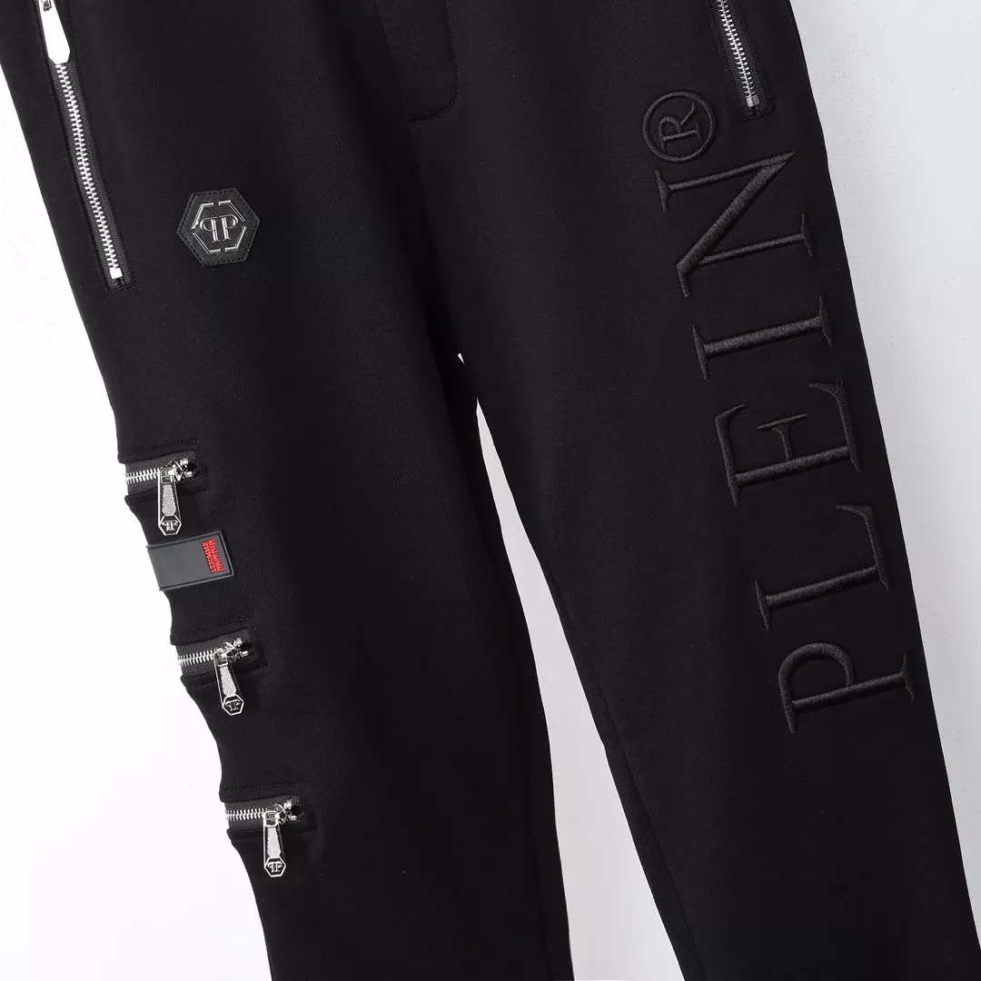 Sleek 8634 Philipp Plein PP Tracksuits Long Sleeved For Men