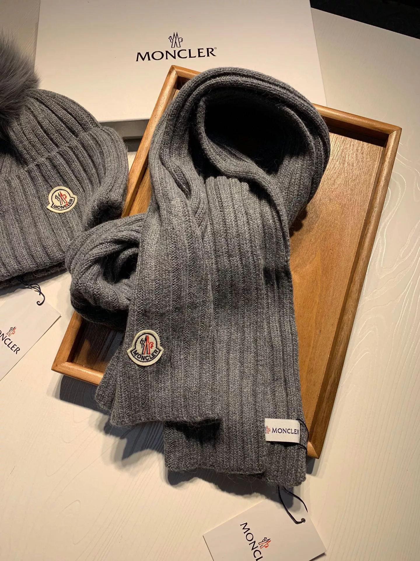 Sleek 8651 Moncler Hat and Scarf Set