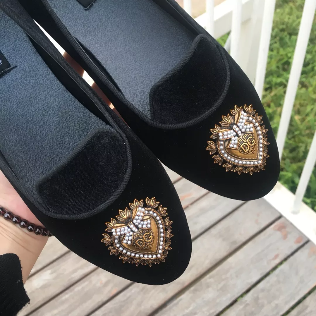 Sleek 8656 Dolce & Gabbana D&G Flat Shoes For Women