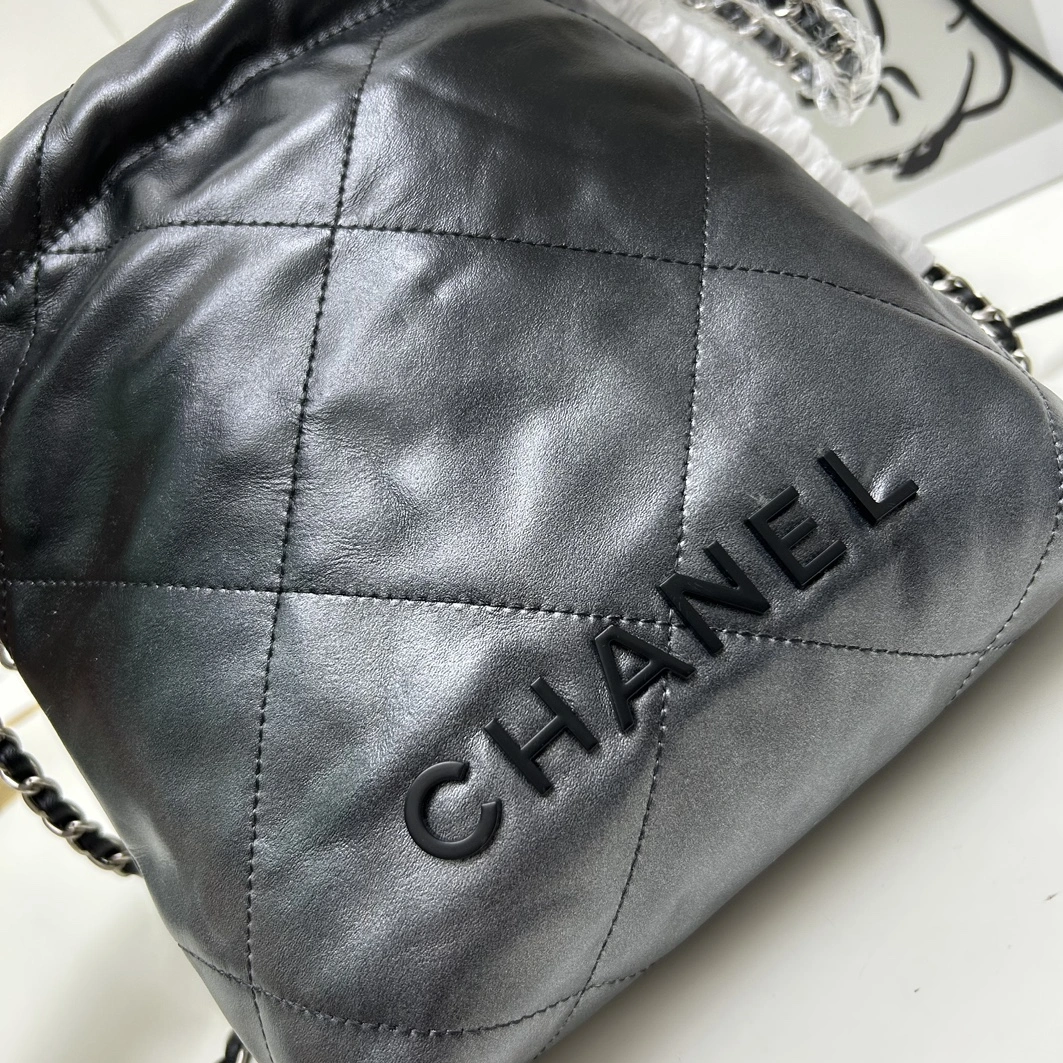 Sleek 8812 Chanel AAA Quality Messenger Bags For Women