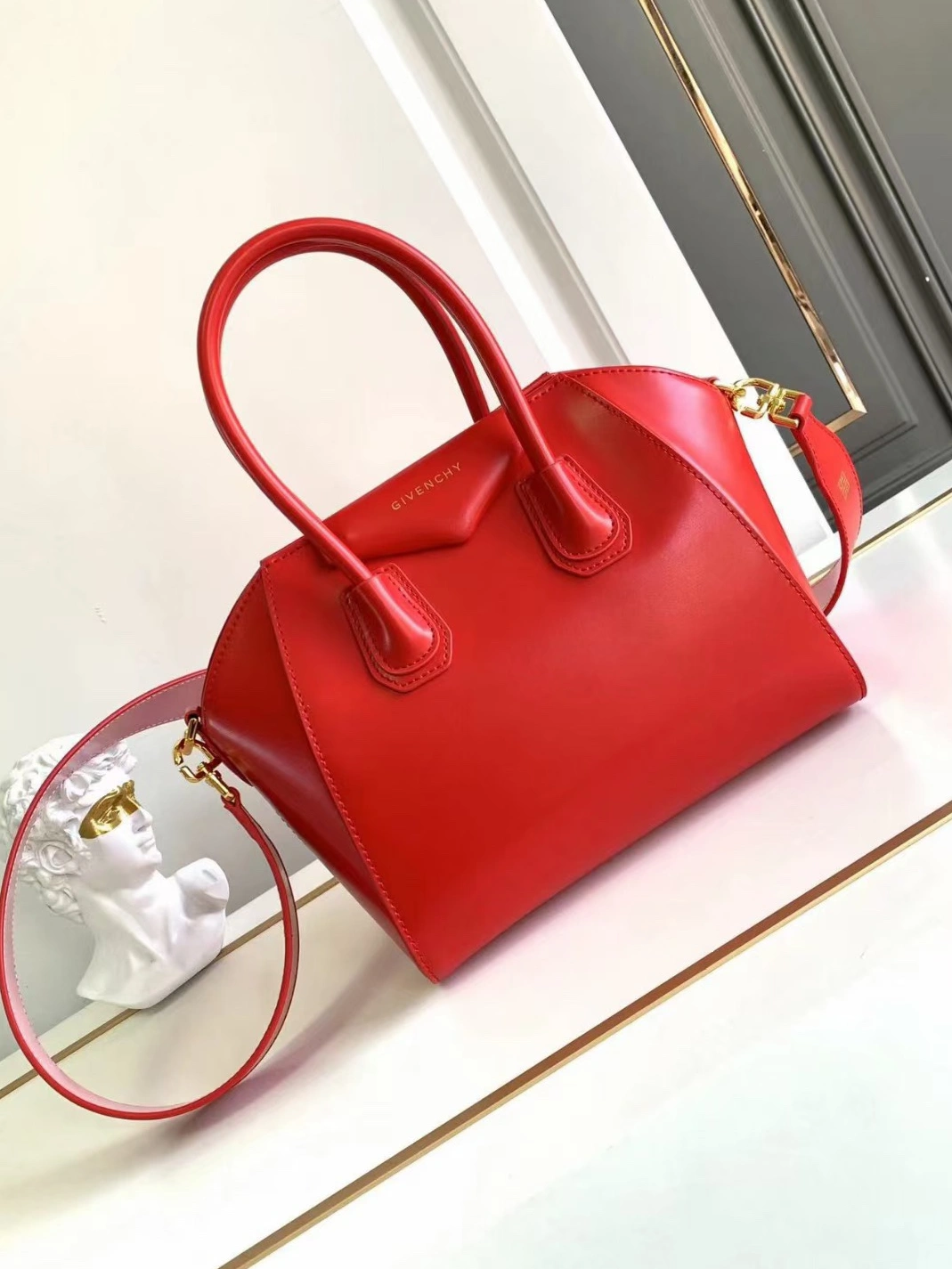 Sleek 8875 Givenchy AAA Quality Handbags For Women