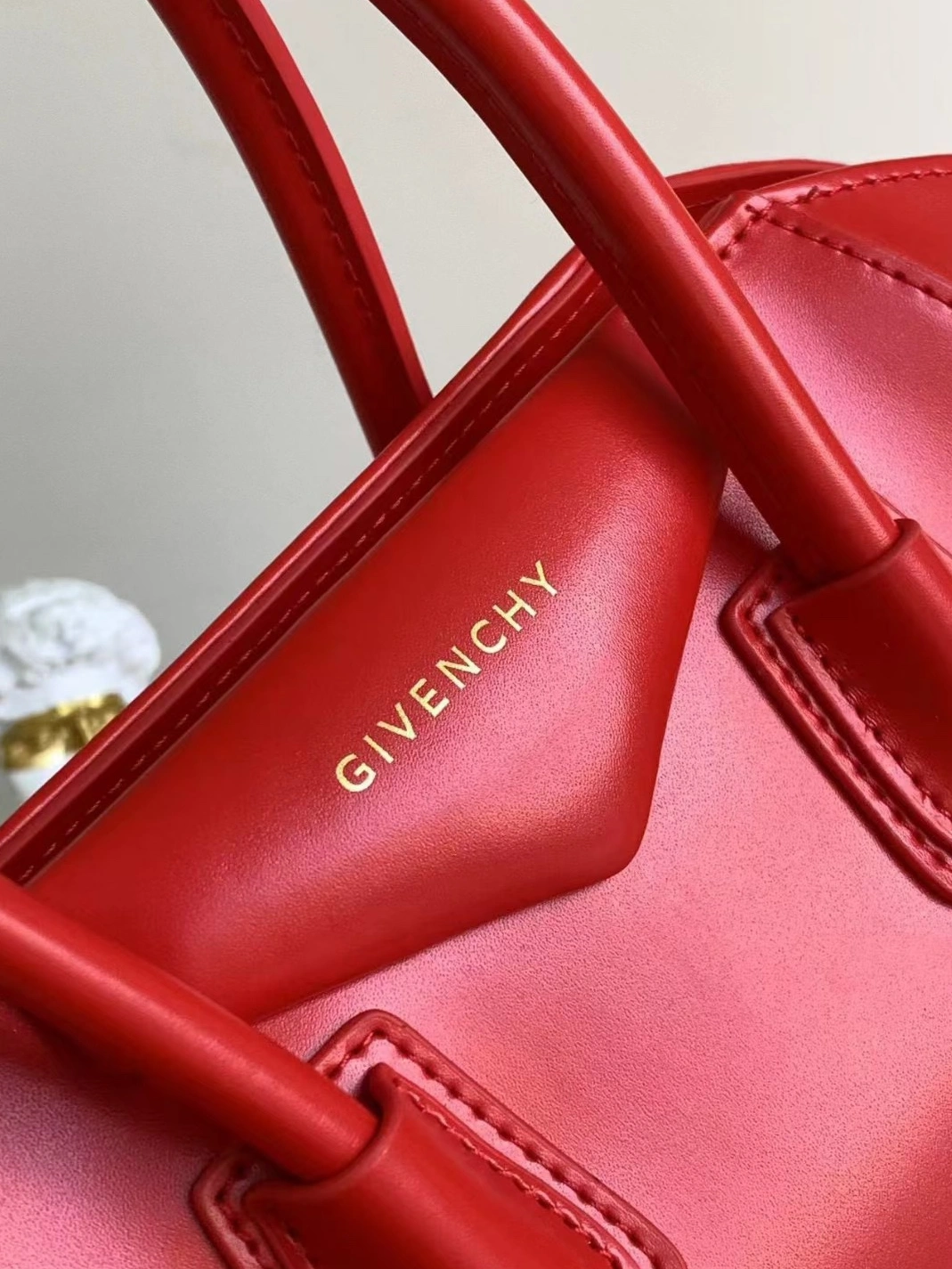 Sleek 8875 Givenchy AAA Quality Handbags For Women