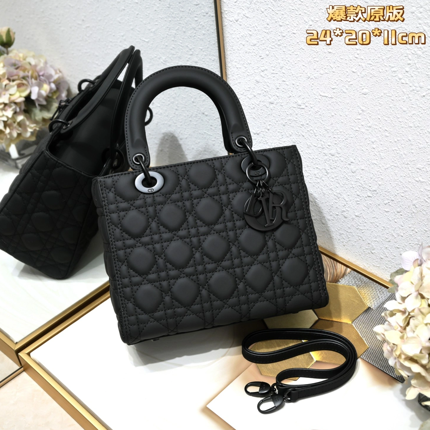 Sleek 9033 Christian Dior AAA Quality Handbags For Women