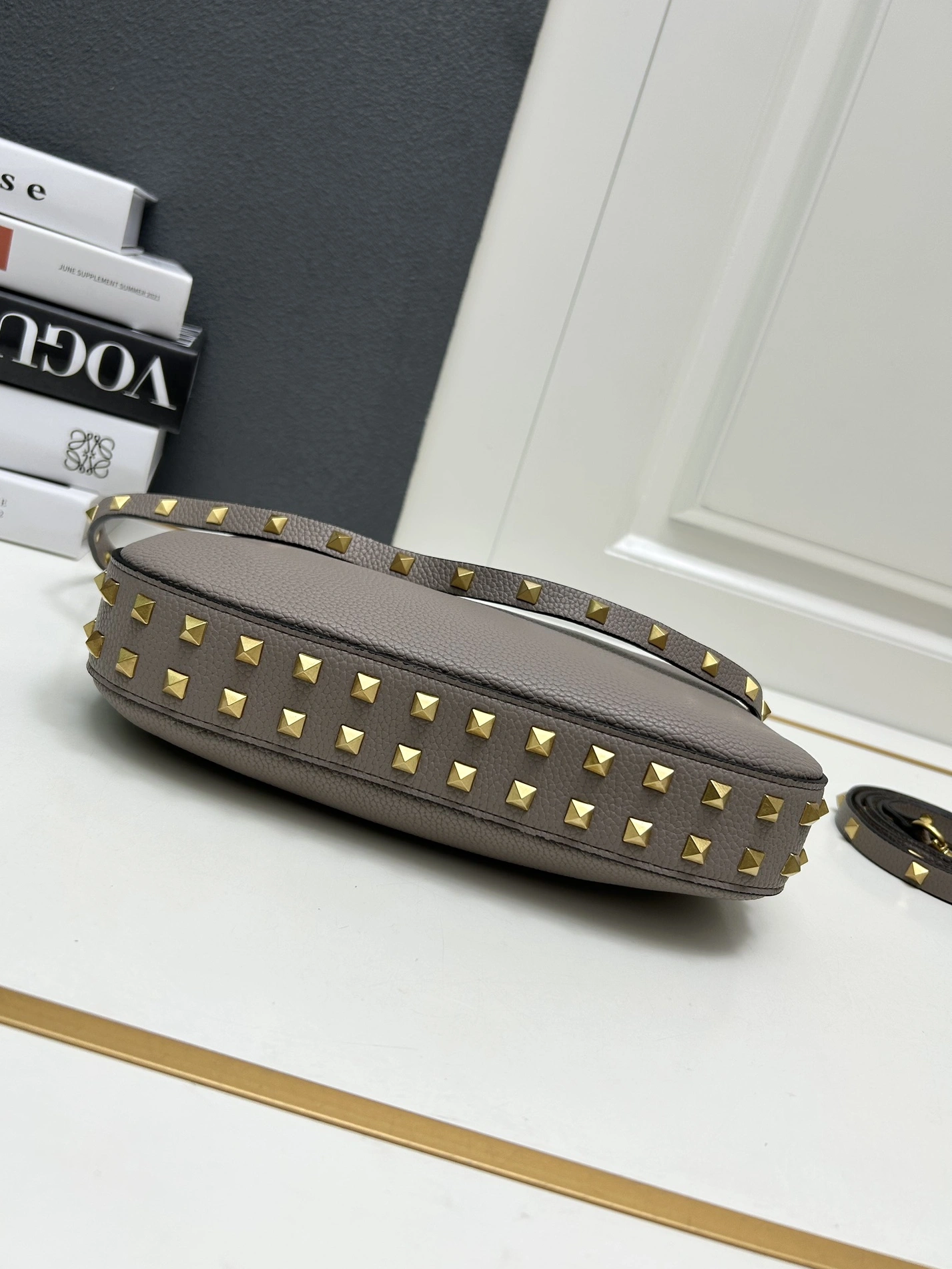 Sleek 9033 Valentino AAA Quality Shoulder Bags For Women