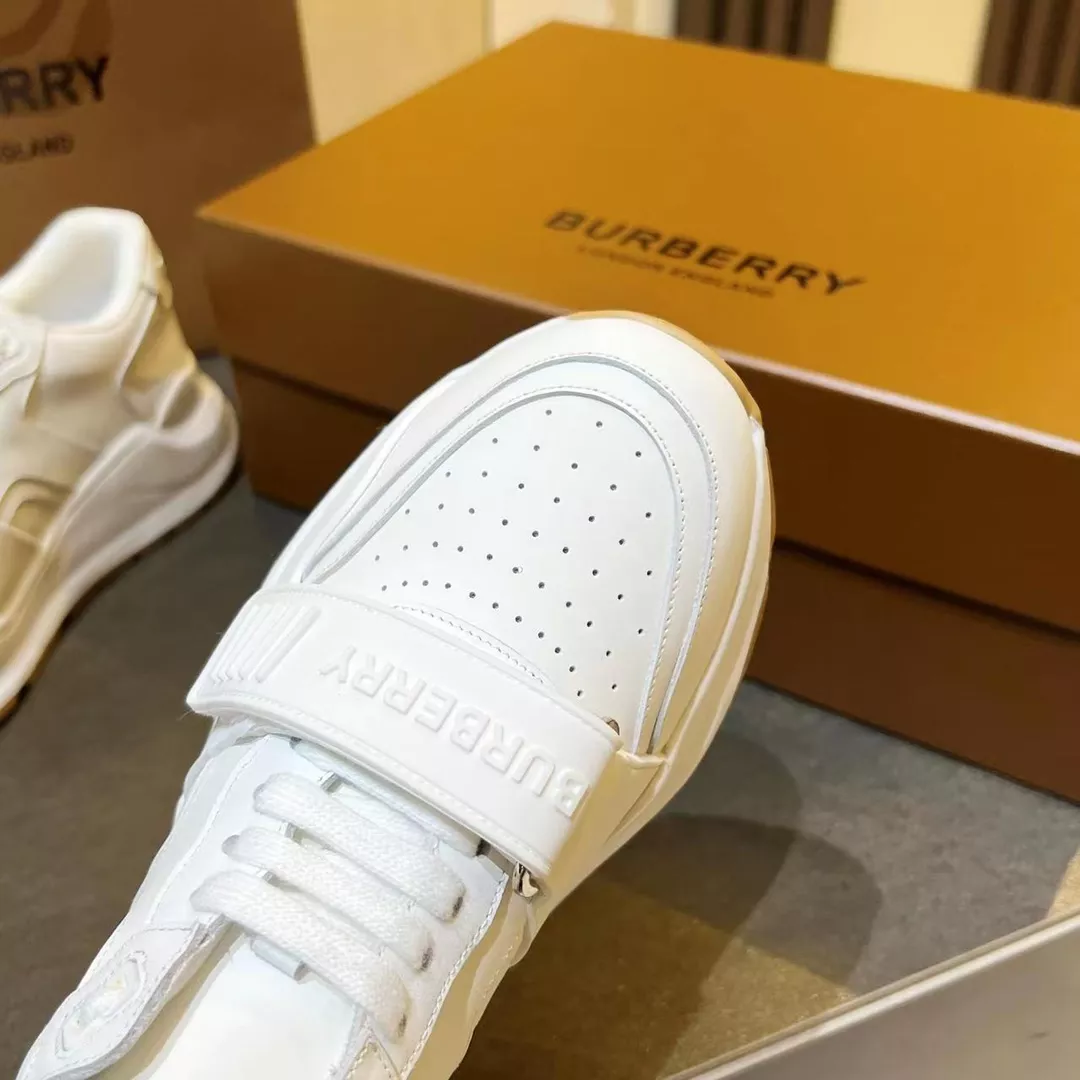 Sleek 9085 Burberry Casual Shoes For Men