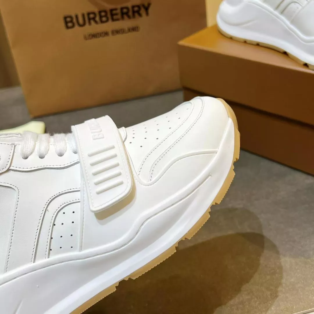 Sleek 9085 Burberry Casual Shoes For Men