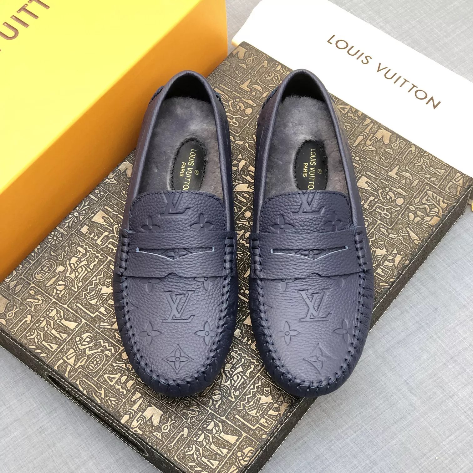 Sleek 9278 Louis Vuitton LV Oxfords Shoes For Men
