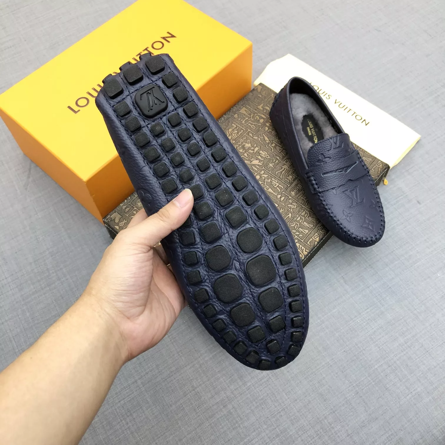 Sleek 9278 Louis Vuitton LV Oxfords Shoes For Men