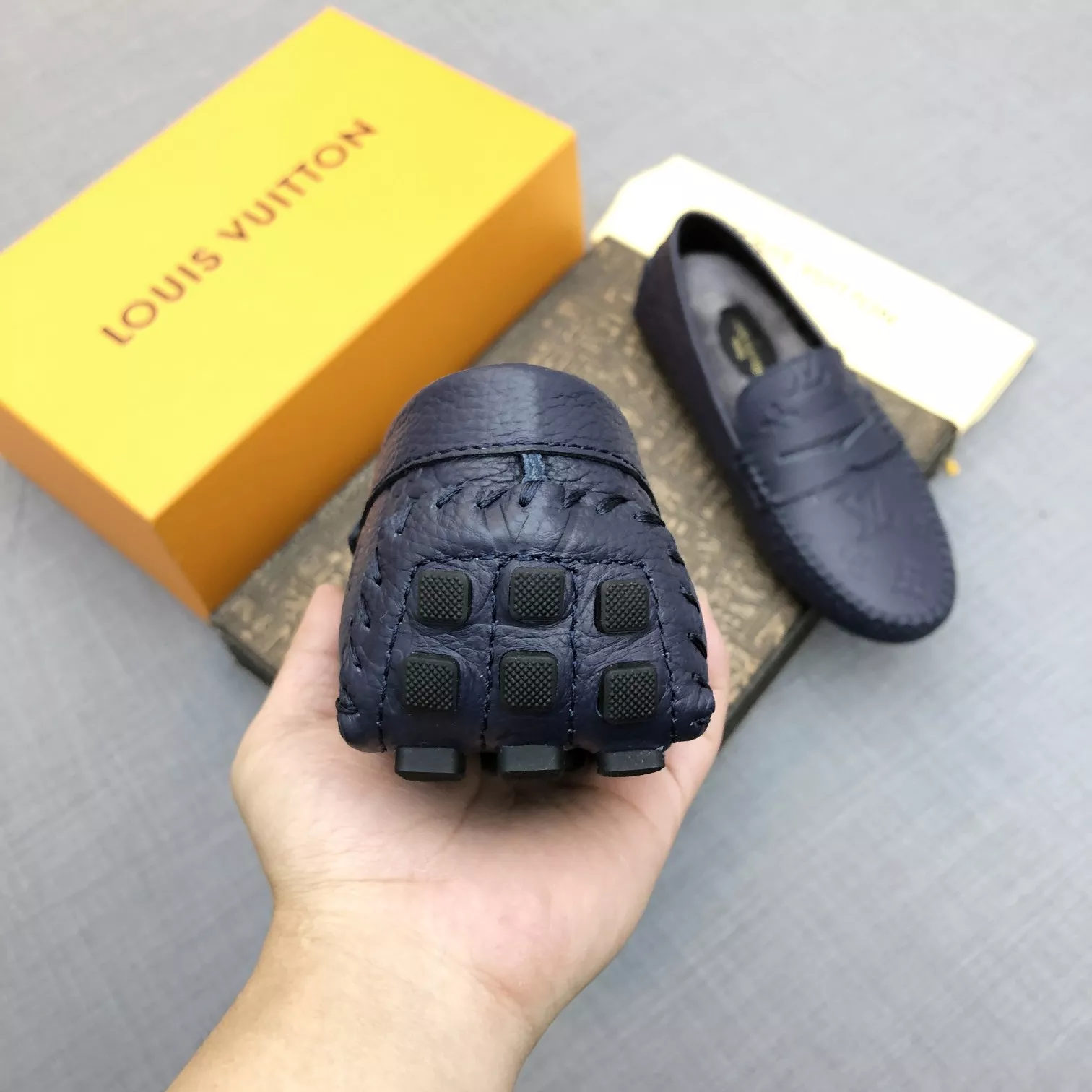 Sleek 9278 Louis Vuitton LV Oxfords Shoes For Men