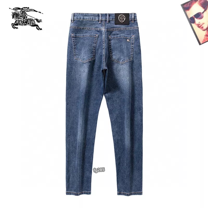 Sleek 9456 Burberry Jeans For Men