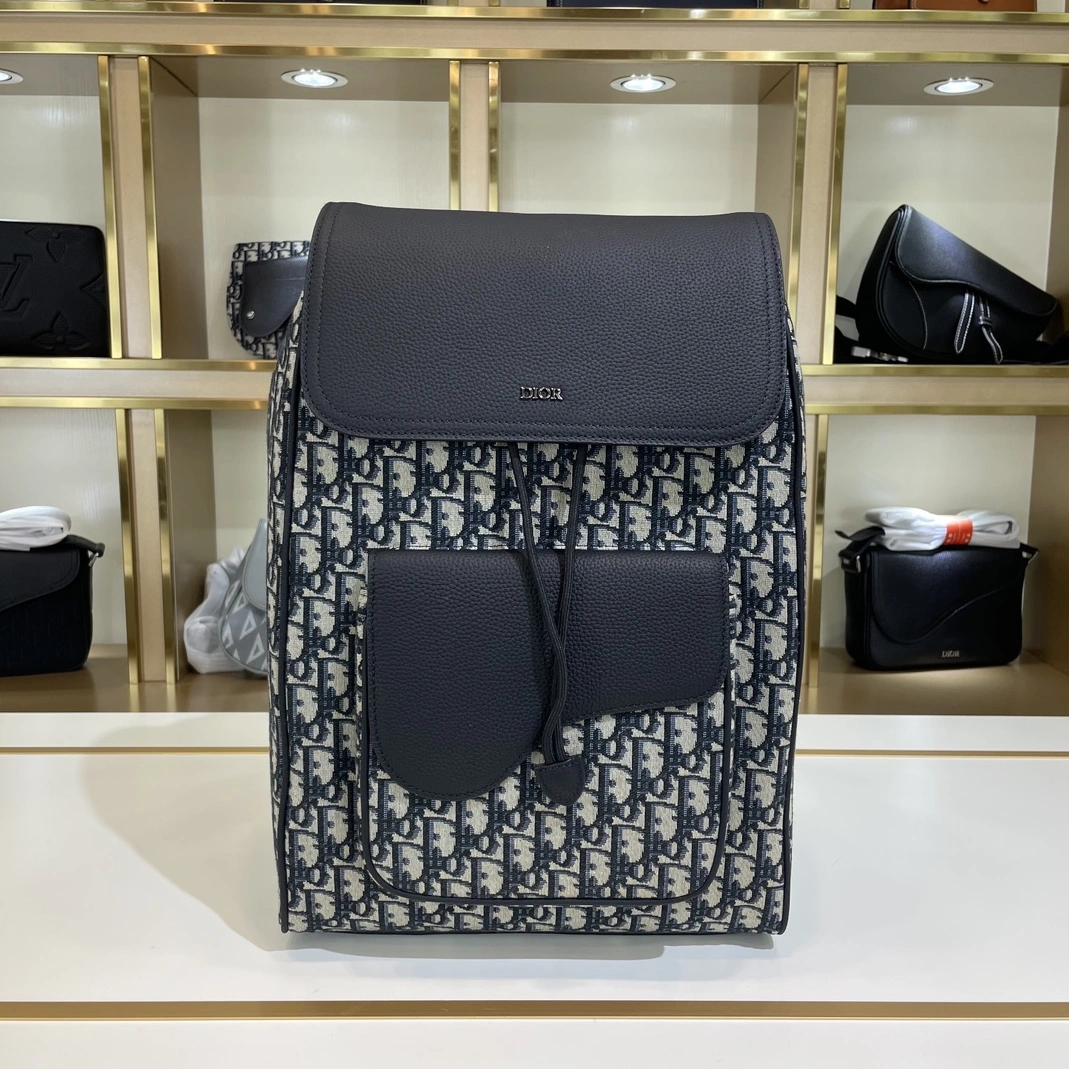 Sleek 949 Christian Dior AAA Man Backpacks
