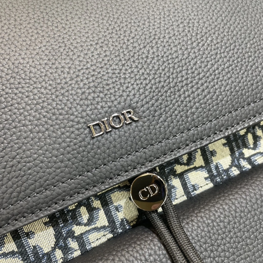 Sleek 949 Christian Dior AAA Man Backpacks