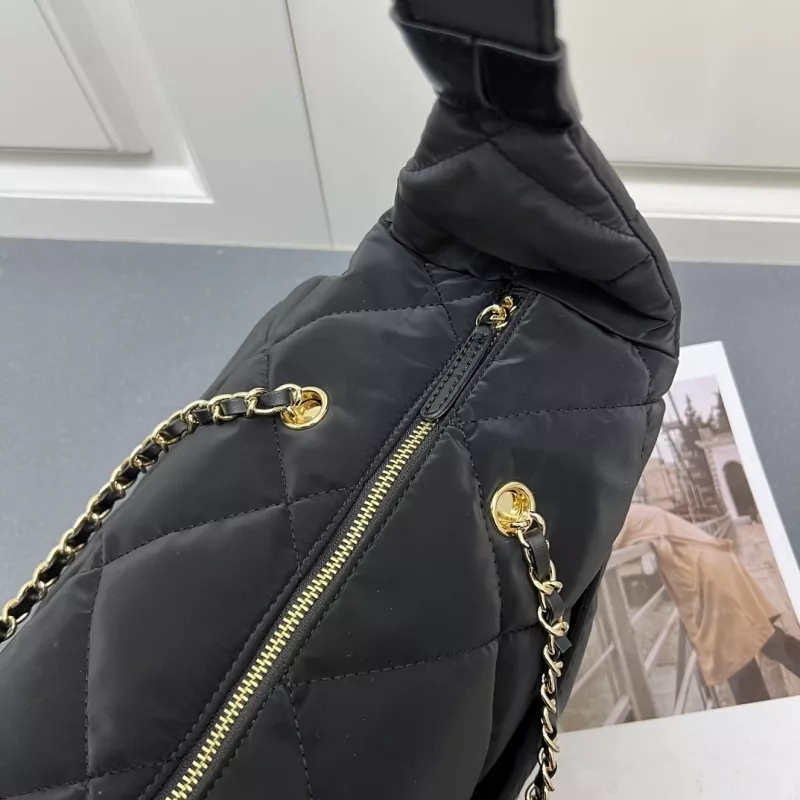 Sleek 9548 Chanel AAA Quality Shoulder Bags For Women