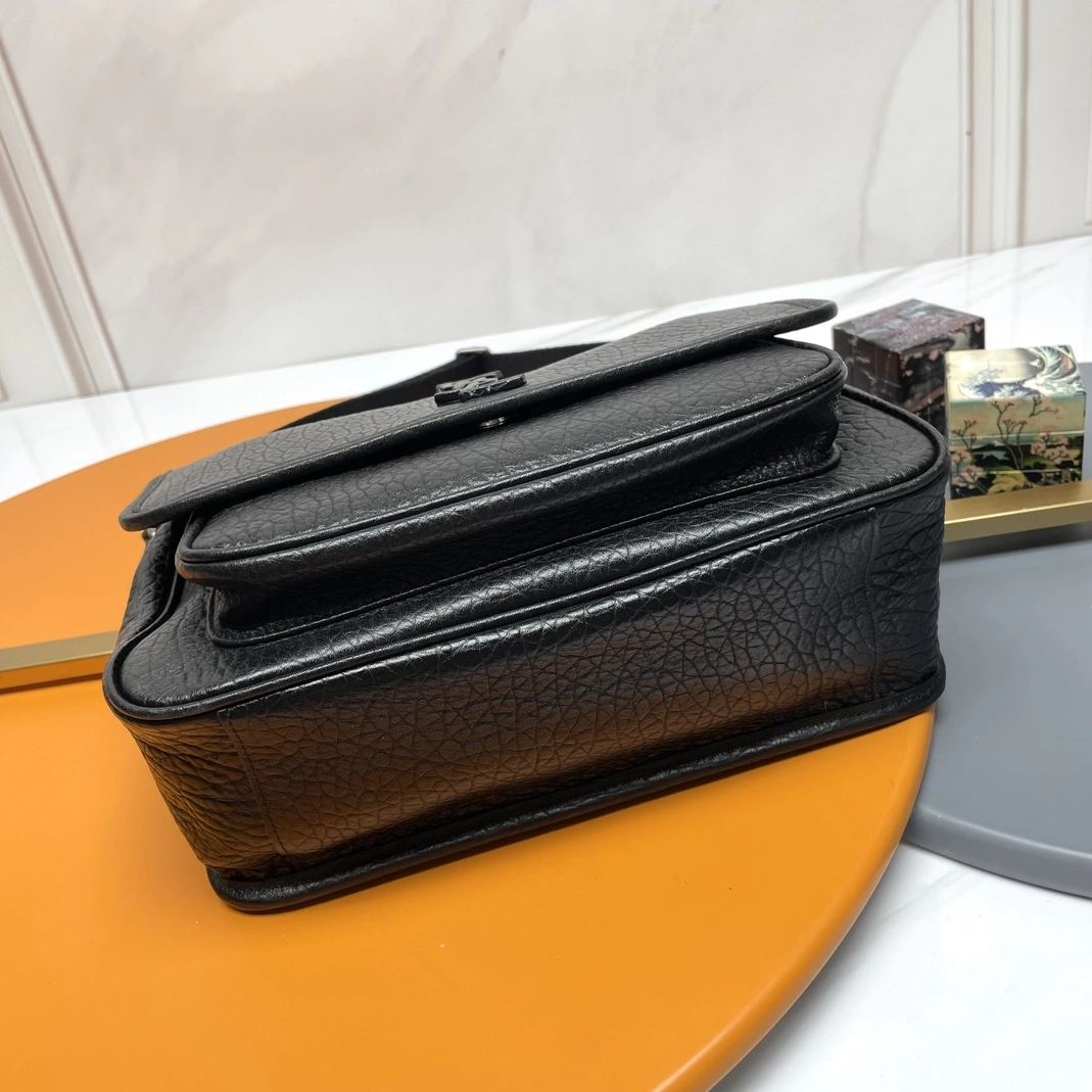 Sleek 9606 Yves Saint Laurent YSL AAA Quality Messenger Bags For Women