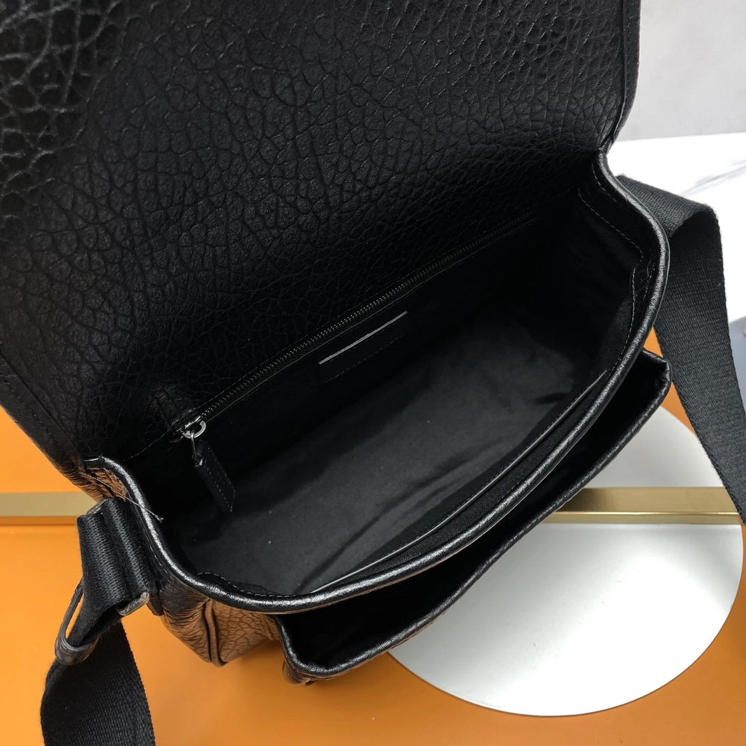 Sleek 9606 Yves Saint Laurent YSL AAA Quality Messenger Bags For Women