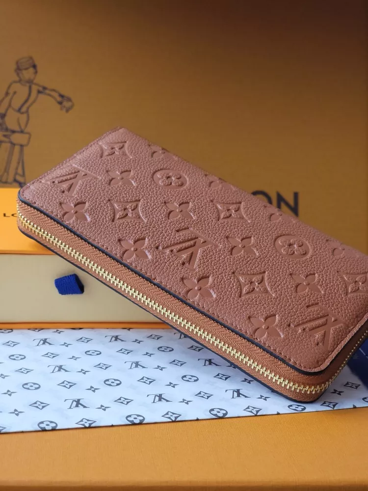 Sleek 9653 Louis Vuitton AAA Quality Card Case