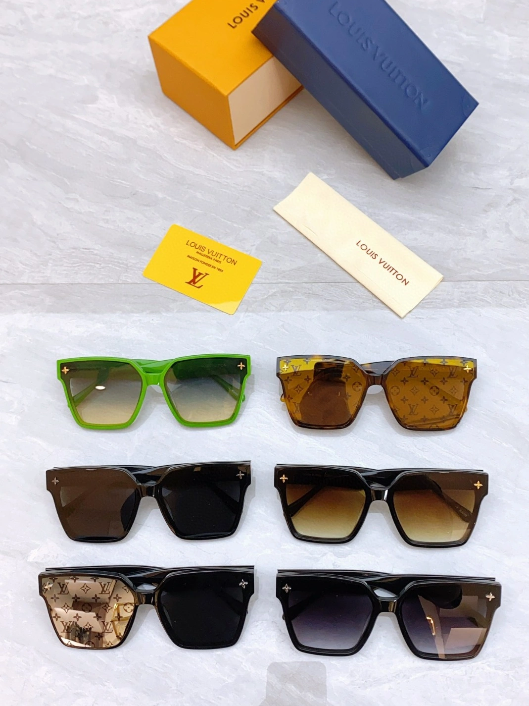 Sleek 9739 Louis Vuitton AAA Quality Sunglasses