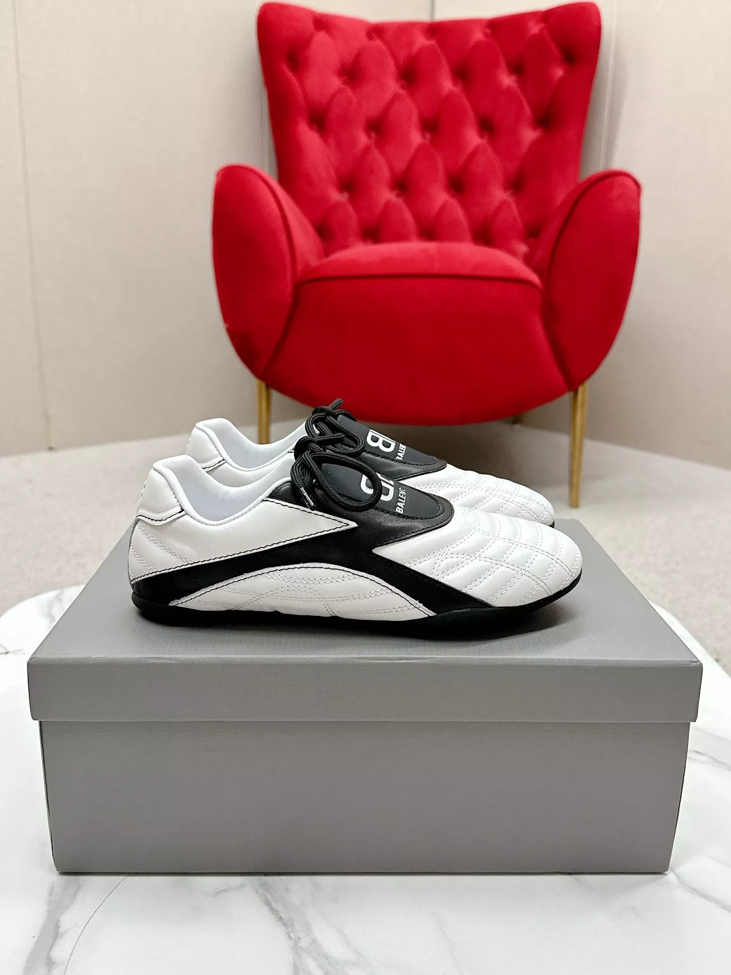 Sleek 9816 Balenciaga Casual Shoes For Men