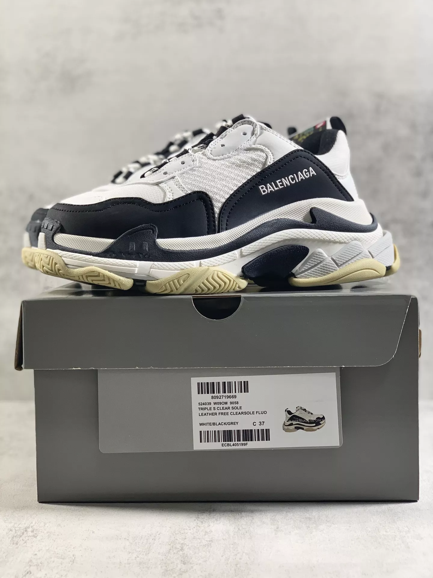 Sleek 9839 Balenciaga Casual Shoes For Men