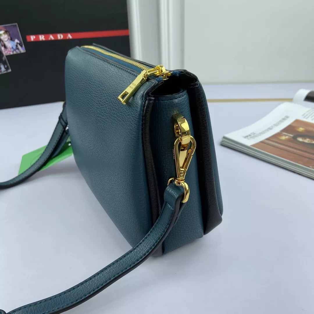 Sleek 9860 Prada AAA Quality Messenger Bags For Women