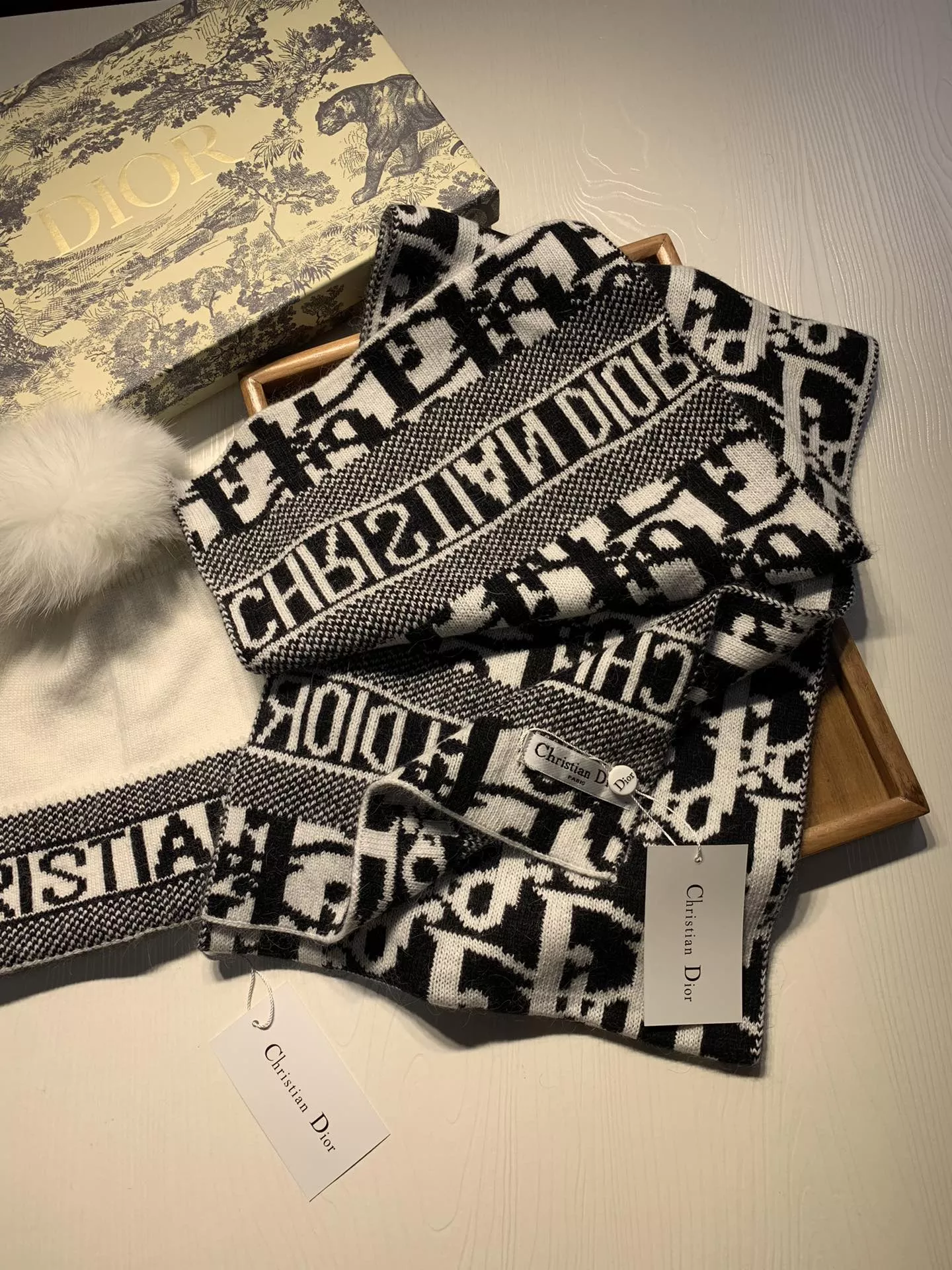 Sleek 9905 Christian Dior Hat and Scarf Set