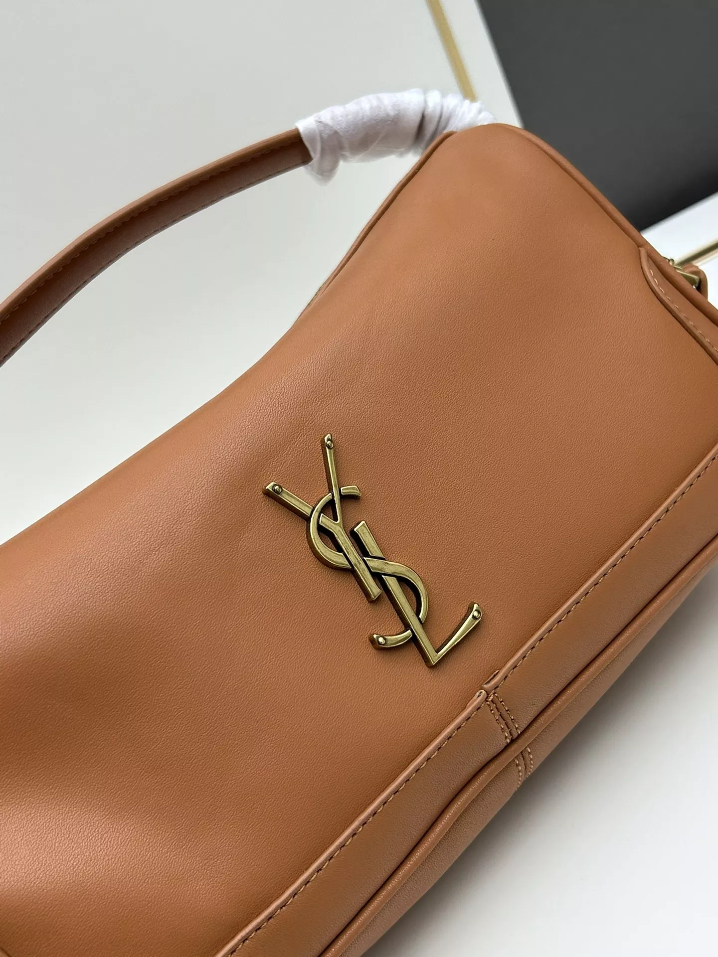 Sleek 9995 Yves Saint Laurent YSL AAA Quality Messenger Bags For Women