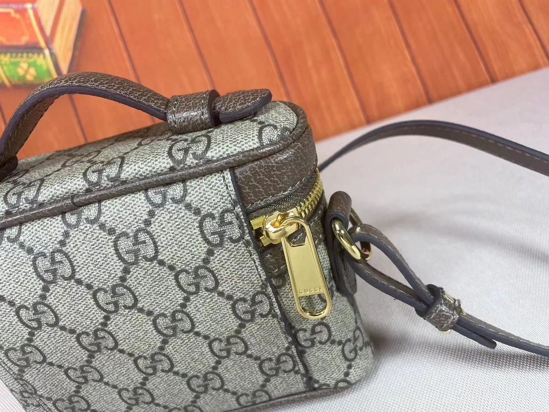 SmartChoice 1026 Gucci AAA Quality Messenger Bags For Women