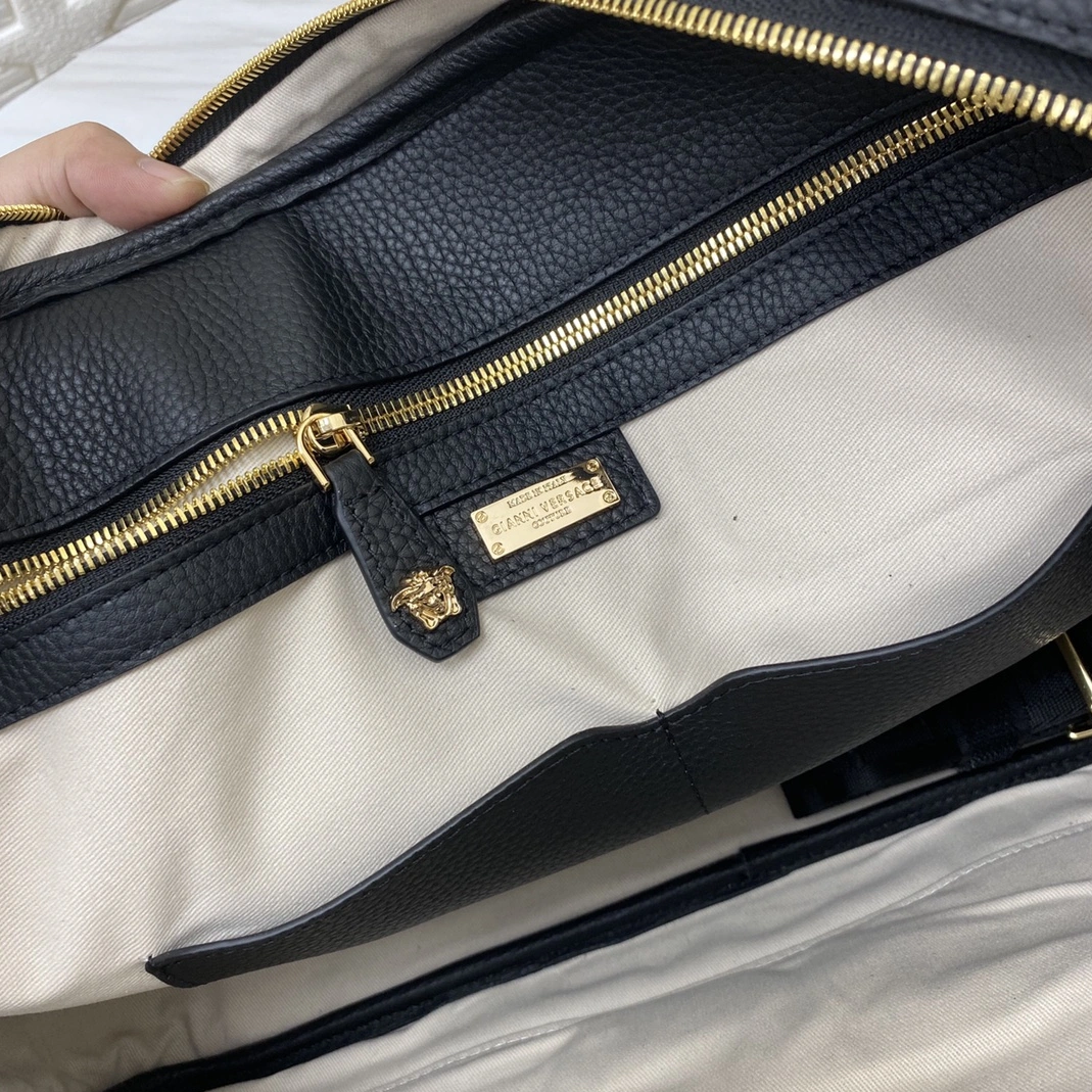 SmartChoice 130 Versace AAA Man Handbags