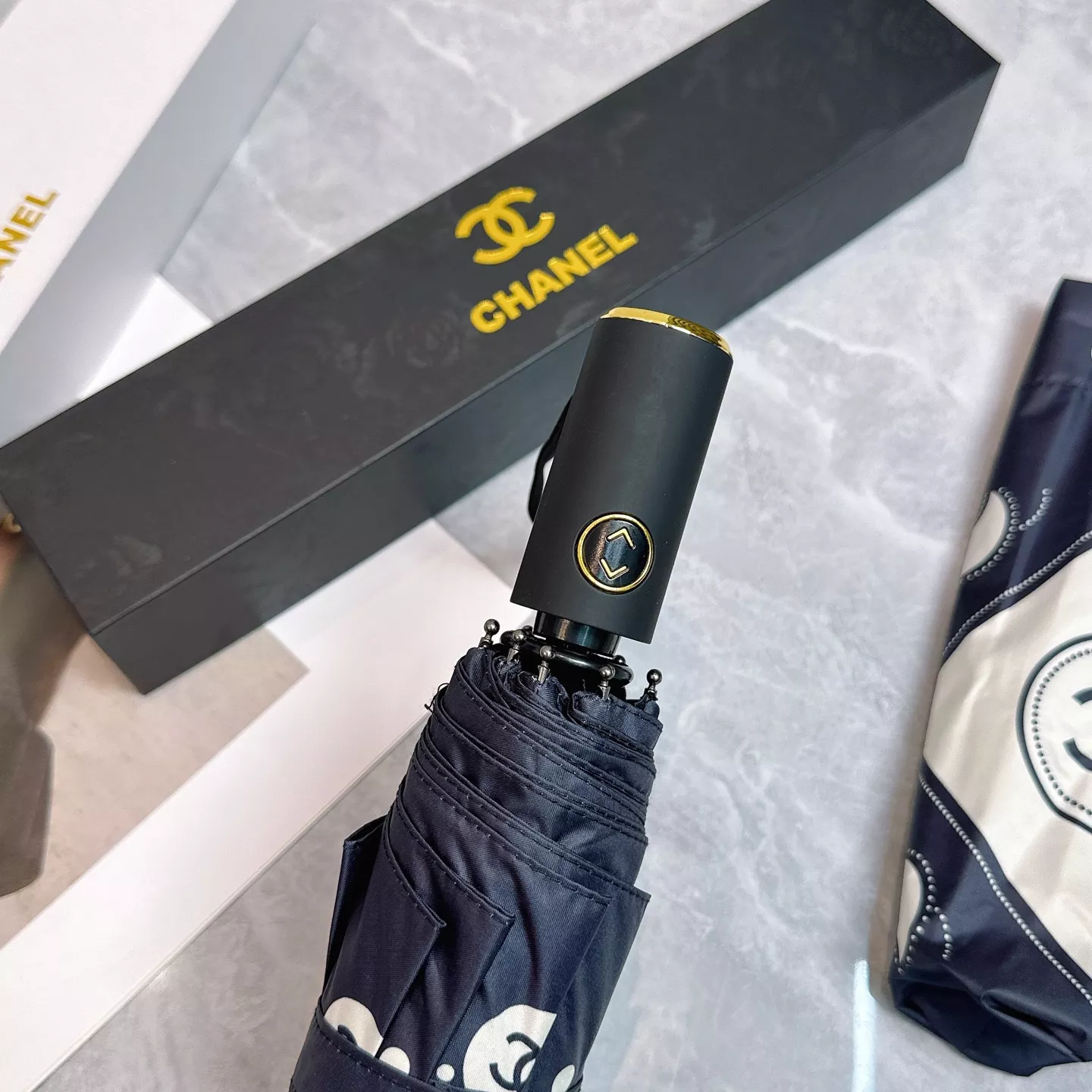 SmartChoice 147 Chanel Umbrellas