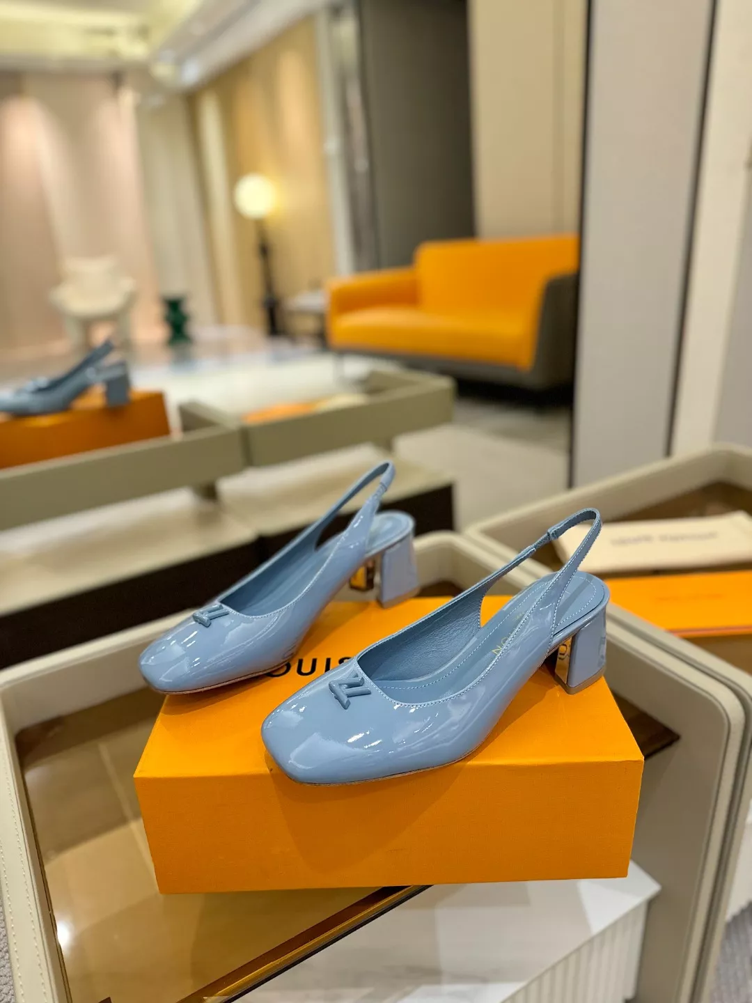 SmartChoice 1657 Louis Vuitton Sandal For Women