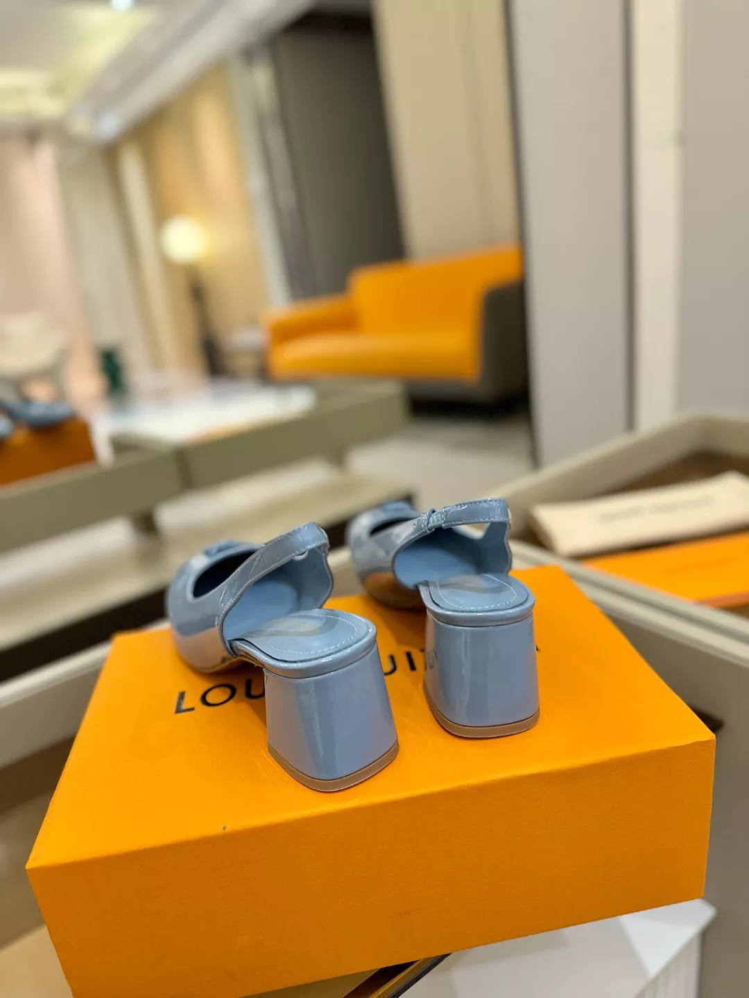 SmartChoice 1657 Louis Vuitton Sandal For Women