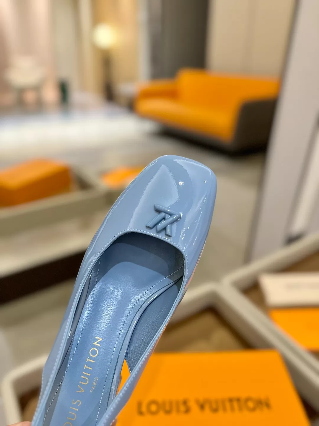 SmartChoice 1657 Louis Vuitton Sandal For Women