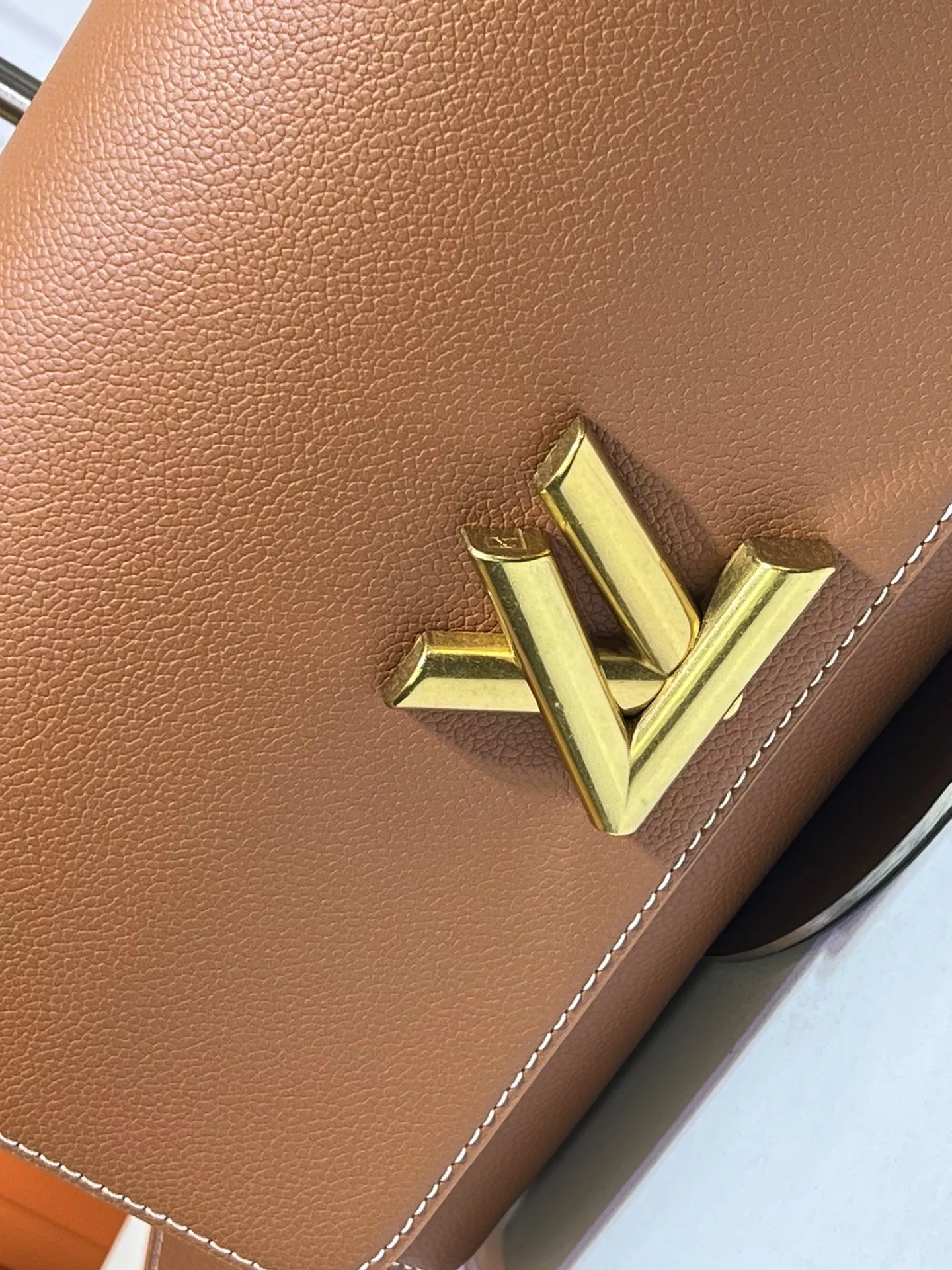 SmartChoice 1732 Louis Vuitton AAA Quality Messenger Bags For Women