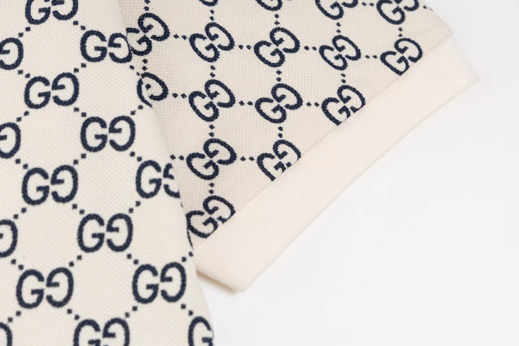 SmartChoice 2363 Gucci T-Shirts Short Sleeved For Men