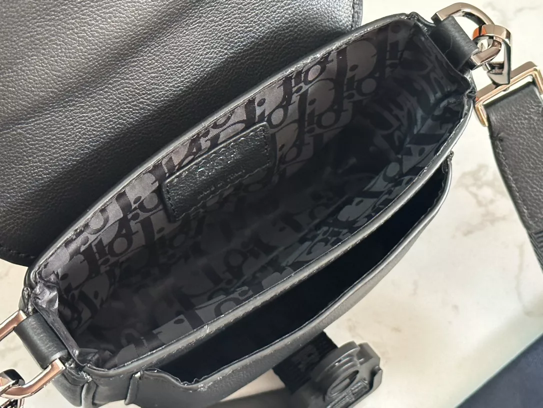 SmartChoice 2847 Christian Dior AAA Man Messenger Bags