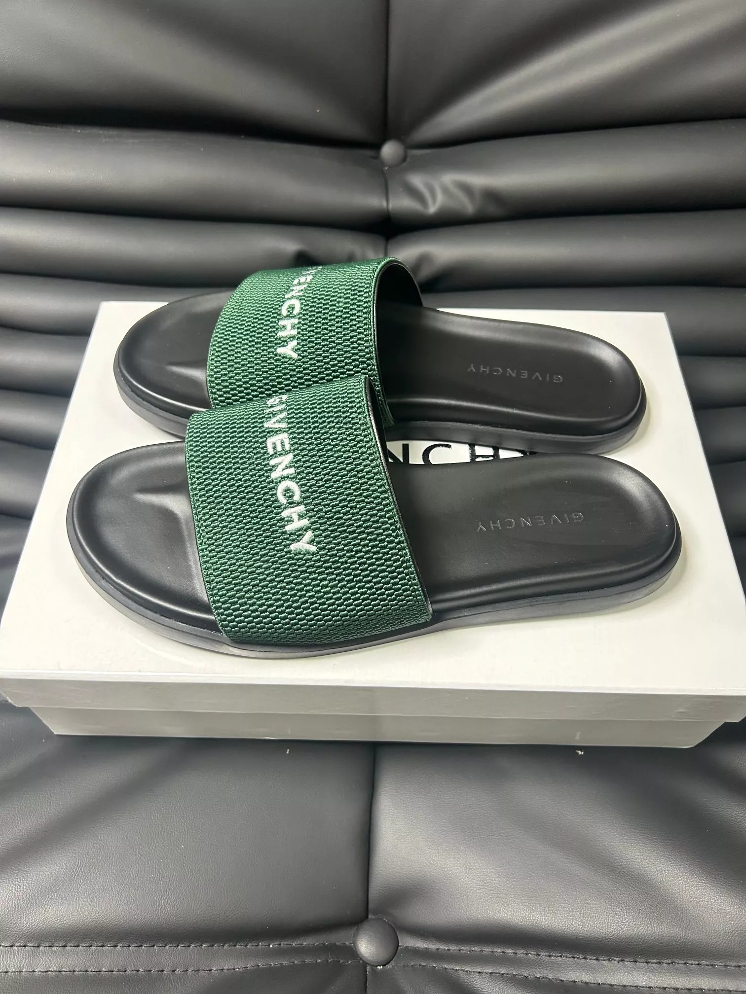 SmartChoice 2933 Givenchy Slippers For Men