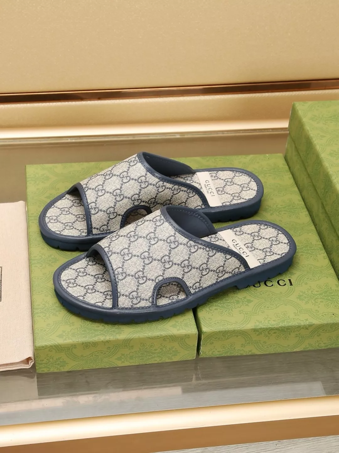 SmartChoice 2946 Gucci Slippers For Men