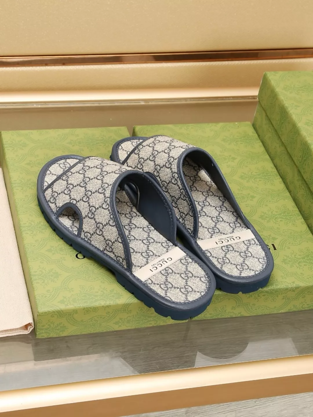SmartChoice 2946 Gucci Slippers For Men