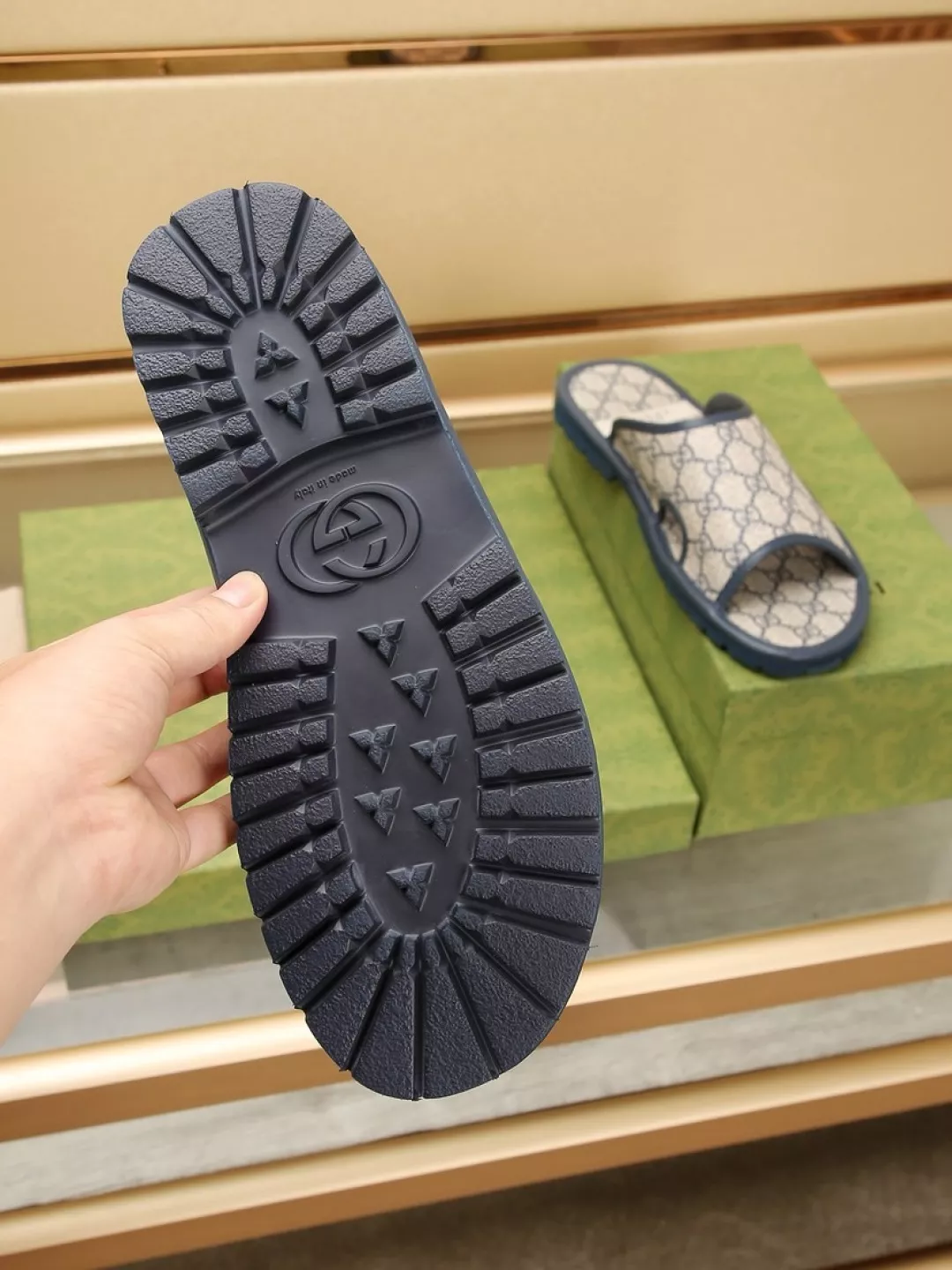 SmartChoice 2946 Gucci Slippers For Men