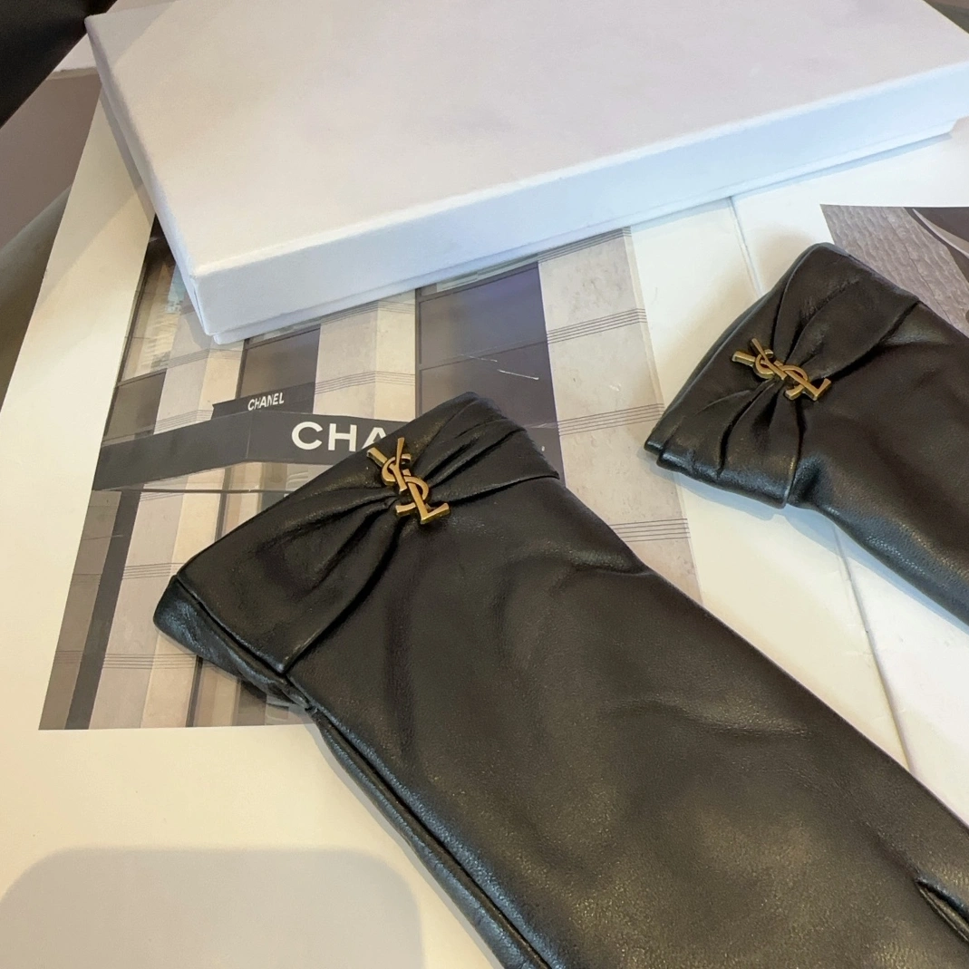 SmartChoice 2953 Yves Saint Laurent Gloves For Women