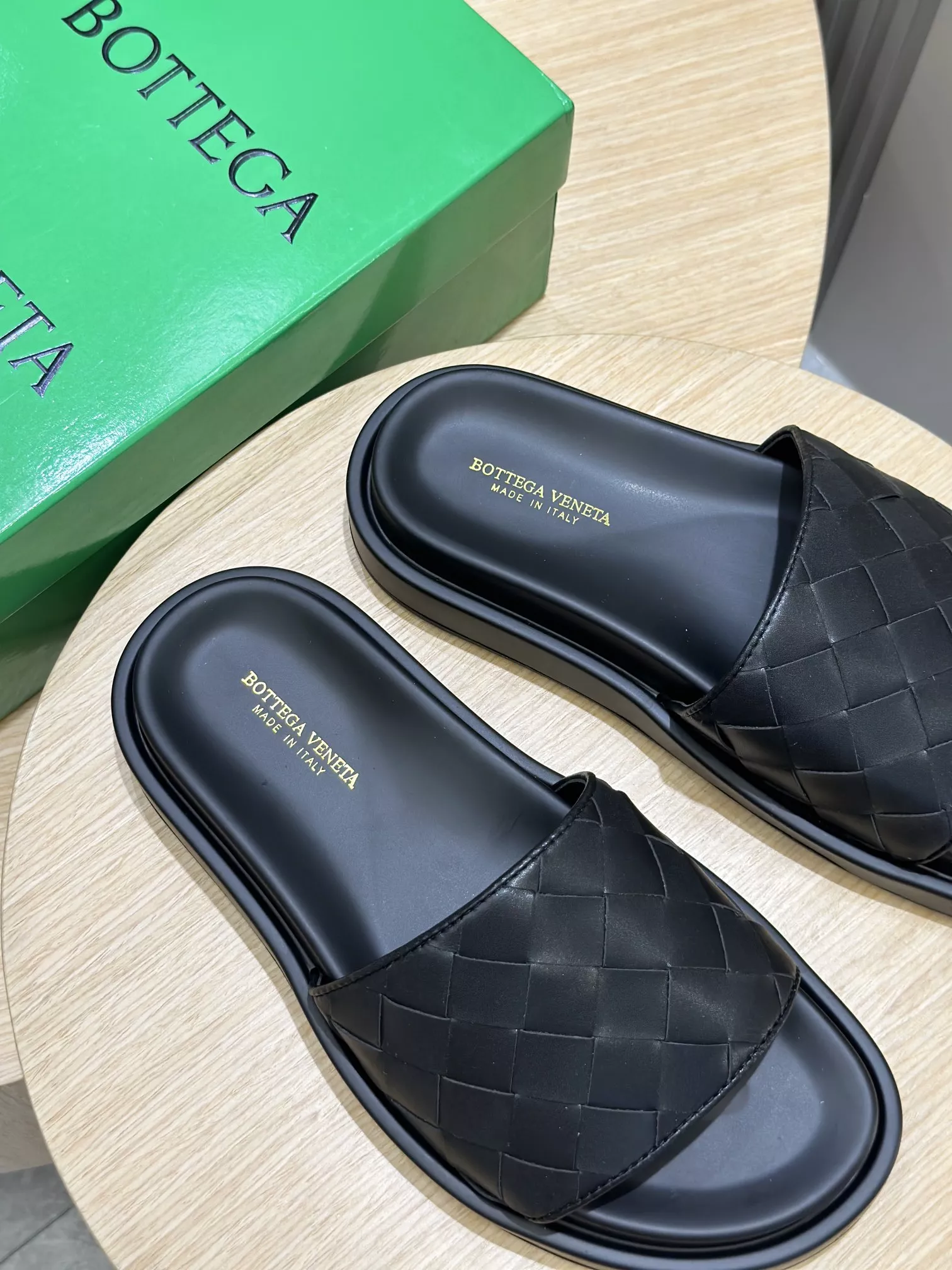 SmartChoice 2968 Bottega Veneta BV Slippers For Men