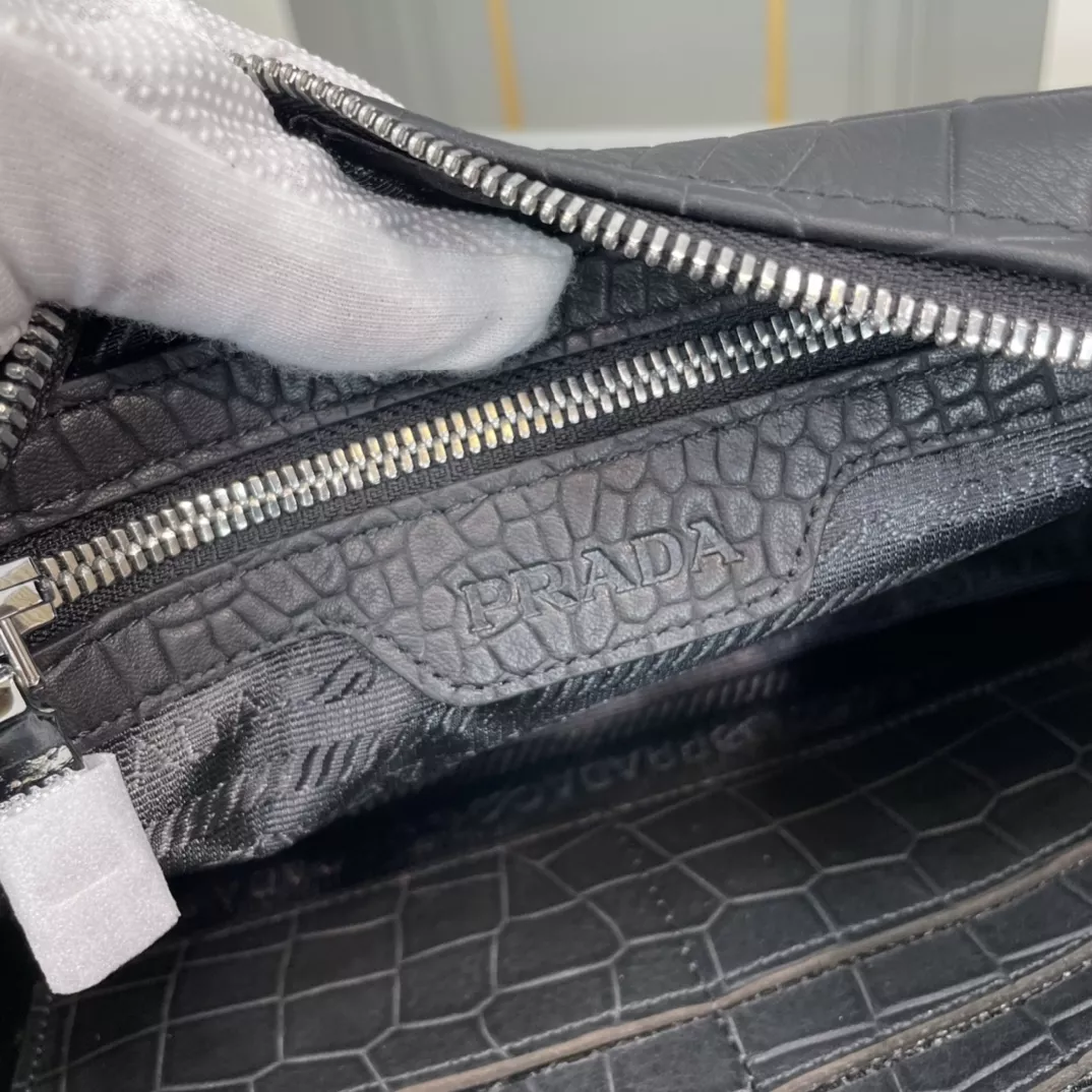 SmartChoice 3120 Prada AAA Man Messenger Bags