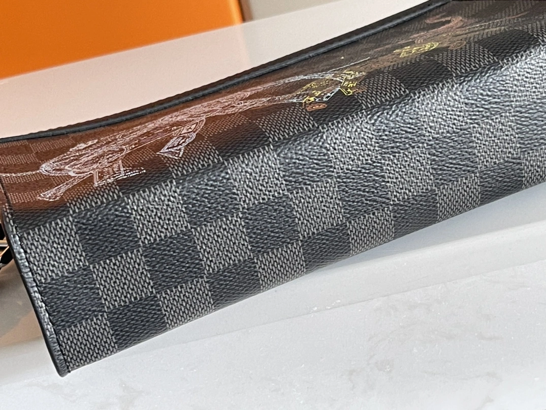 SmartChoice 3227 Louis Vuitton AAA Man Messenger Bags