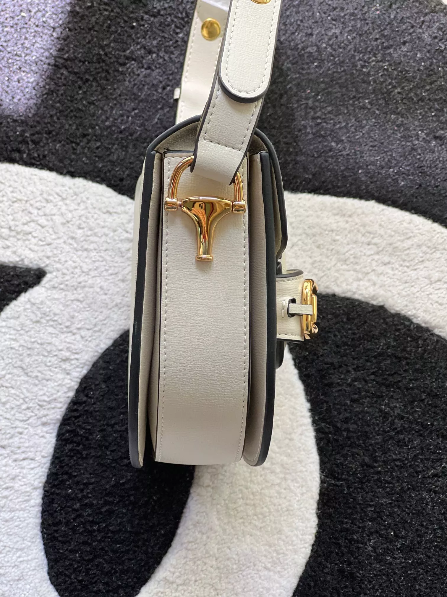 SmartChoice 3464 Gucci AAA Quality Messenger Bags For Women