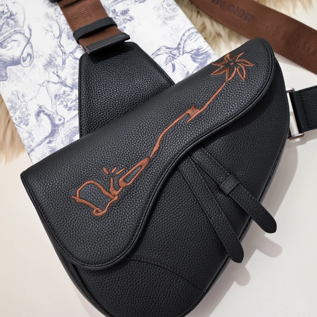 SmartChoice 3609 Christian Dior AAA Man Messenger Bags