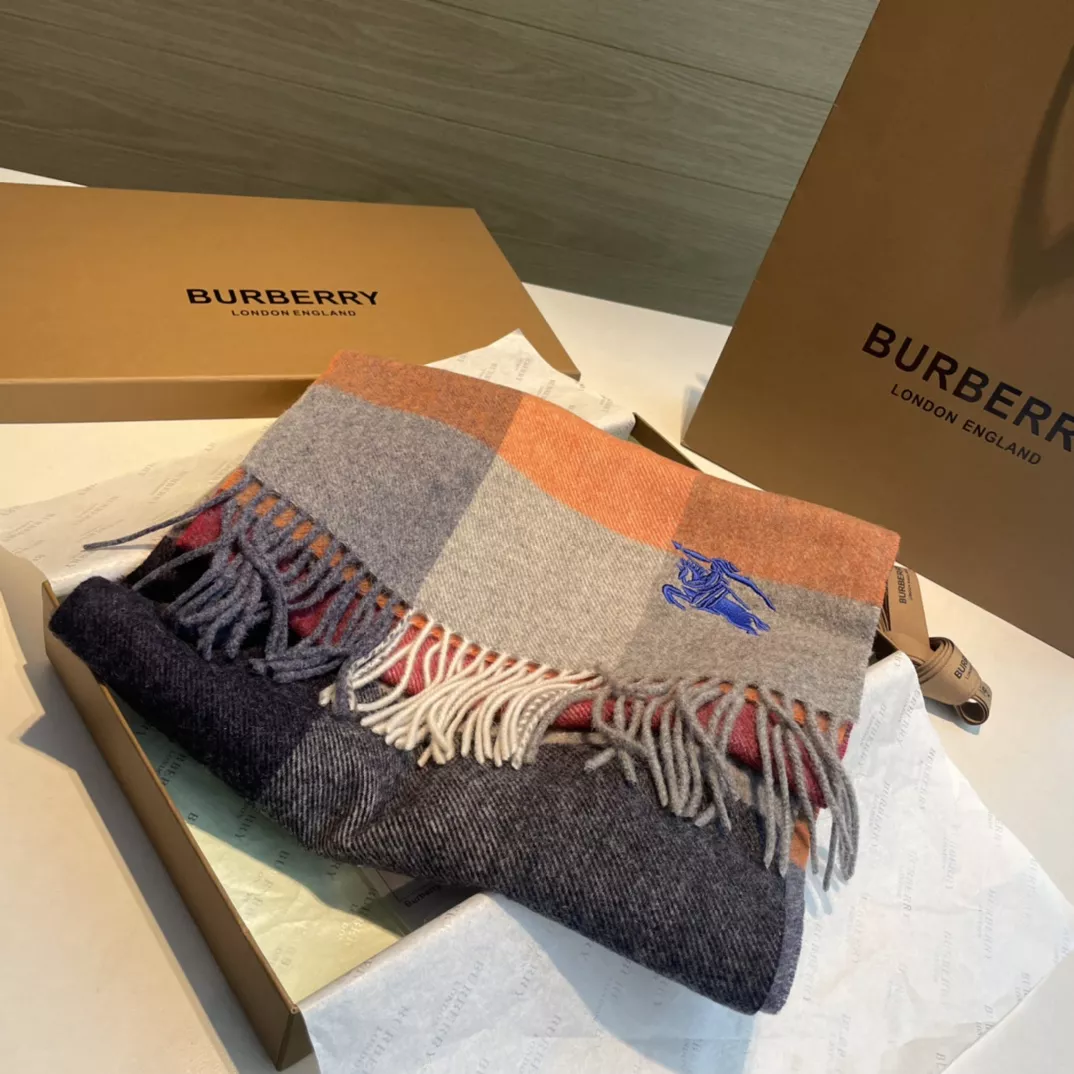 SmartChoice 3675 Burberry Scarf For Women