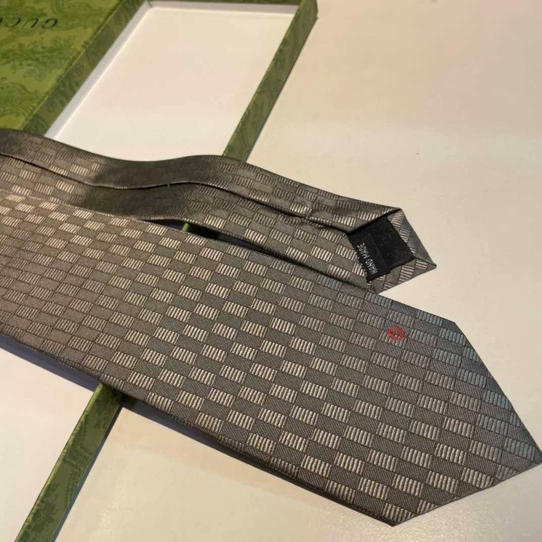 SmartChoice 3687 Gucci Necktie